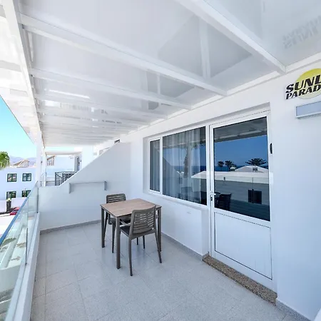 Sunlit Paradise - Sea View Vakantiehuis *